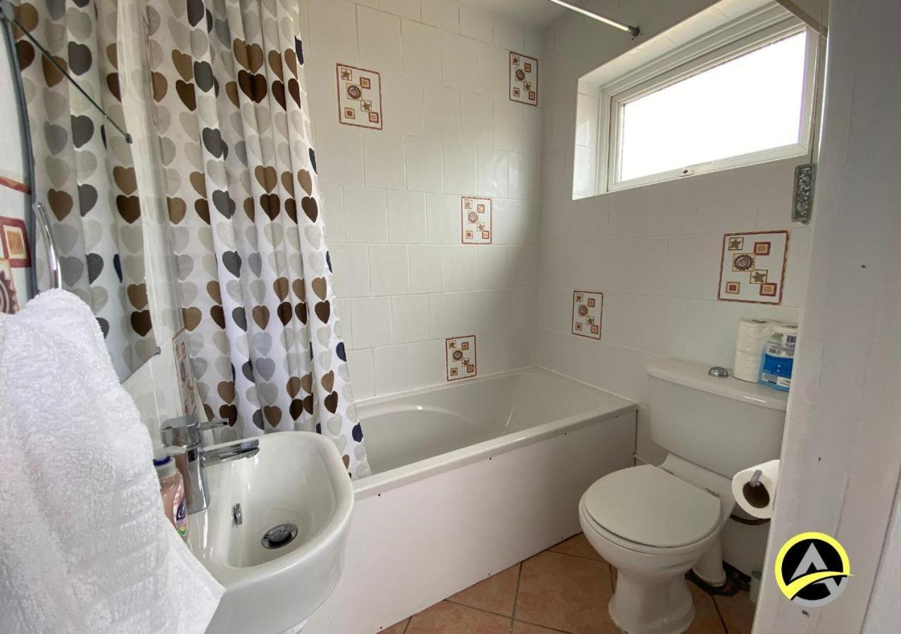 Delightful London Chalet House Bromley Exterior photo